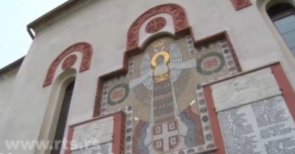 Breskvica ideju za kostim osmislila u crkvi: Samo u jednom mestu u Srbiji postoji freska u narodnoj nošnji, simbolika je jaka (FOTO) 7 image 3 4
