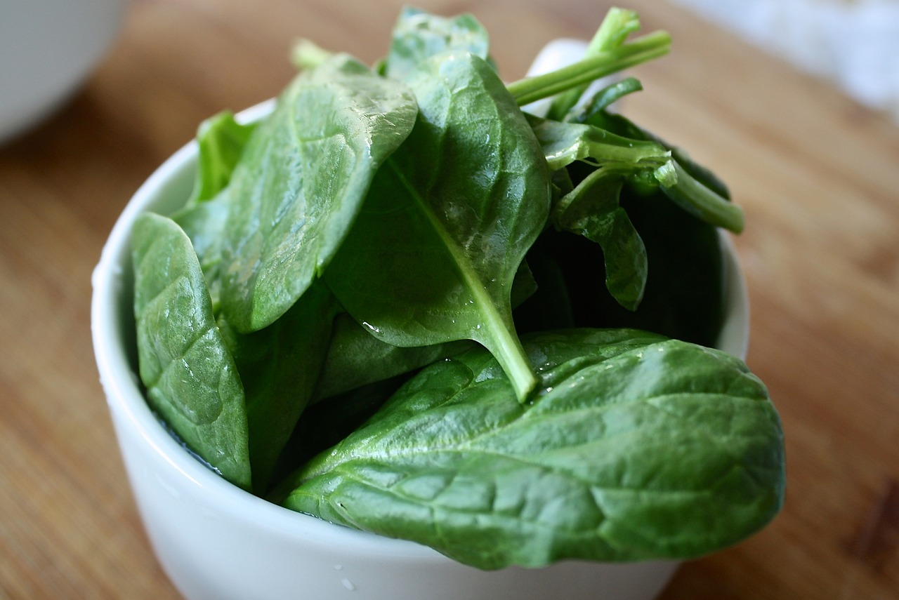 spinach 1427360 1280