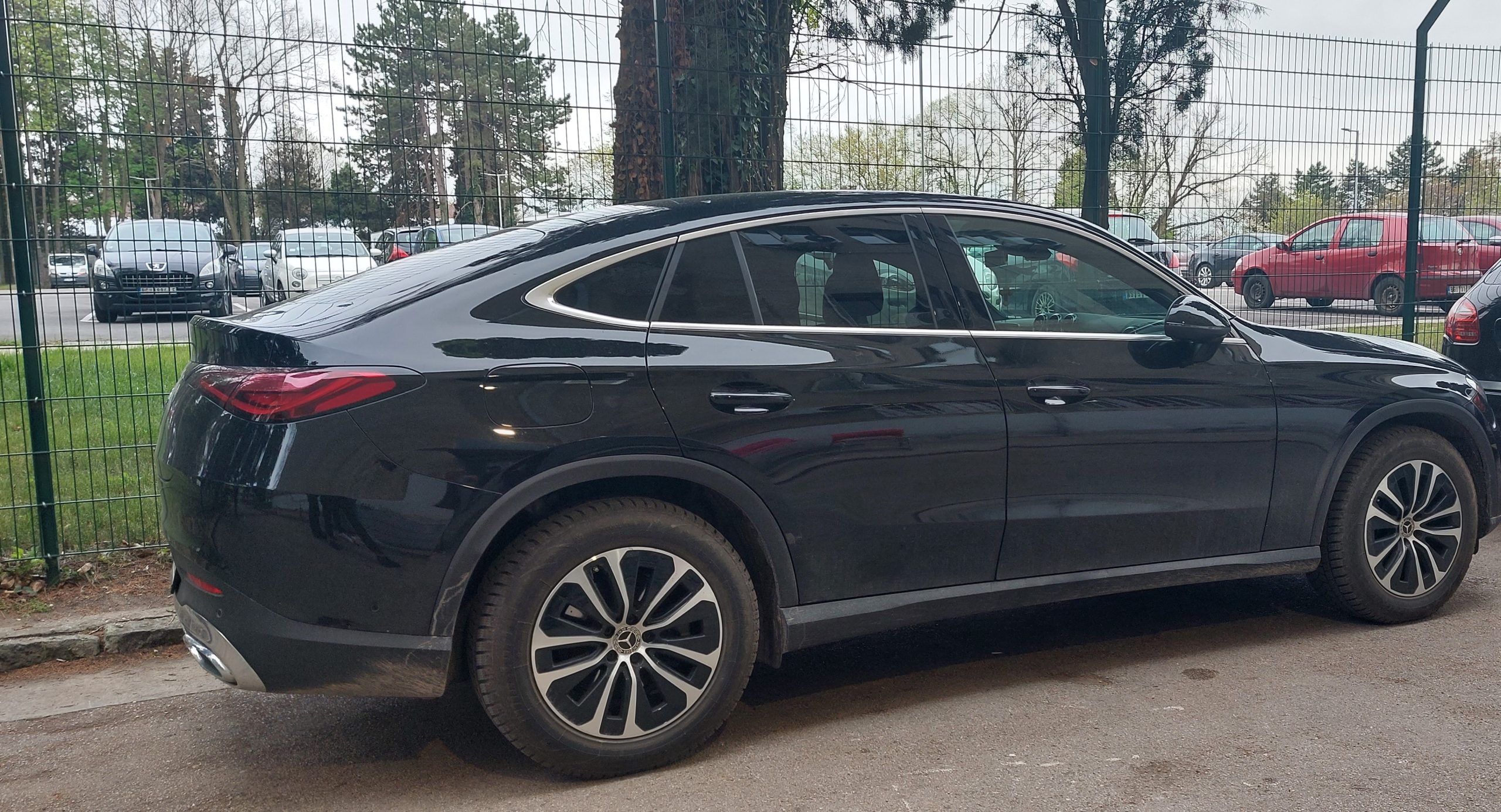 ćira automobil