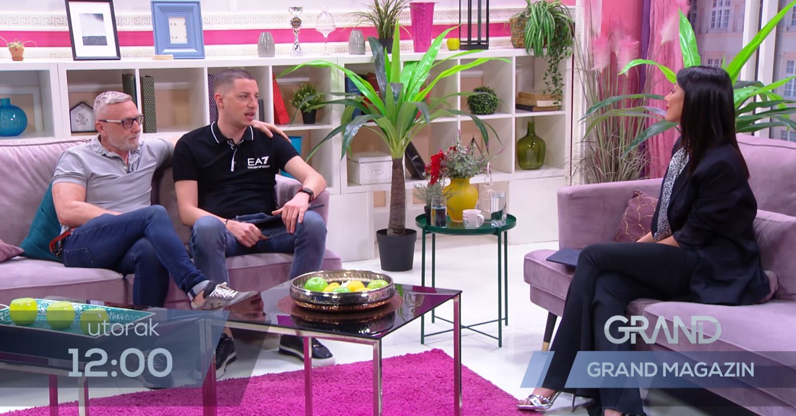 Proslava jubileja na Grand televiziji, pevači i voditeljka u suzama: Emocije preplavile studio VIDEO 7 Capture 27