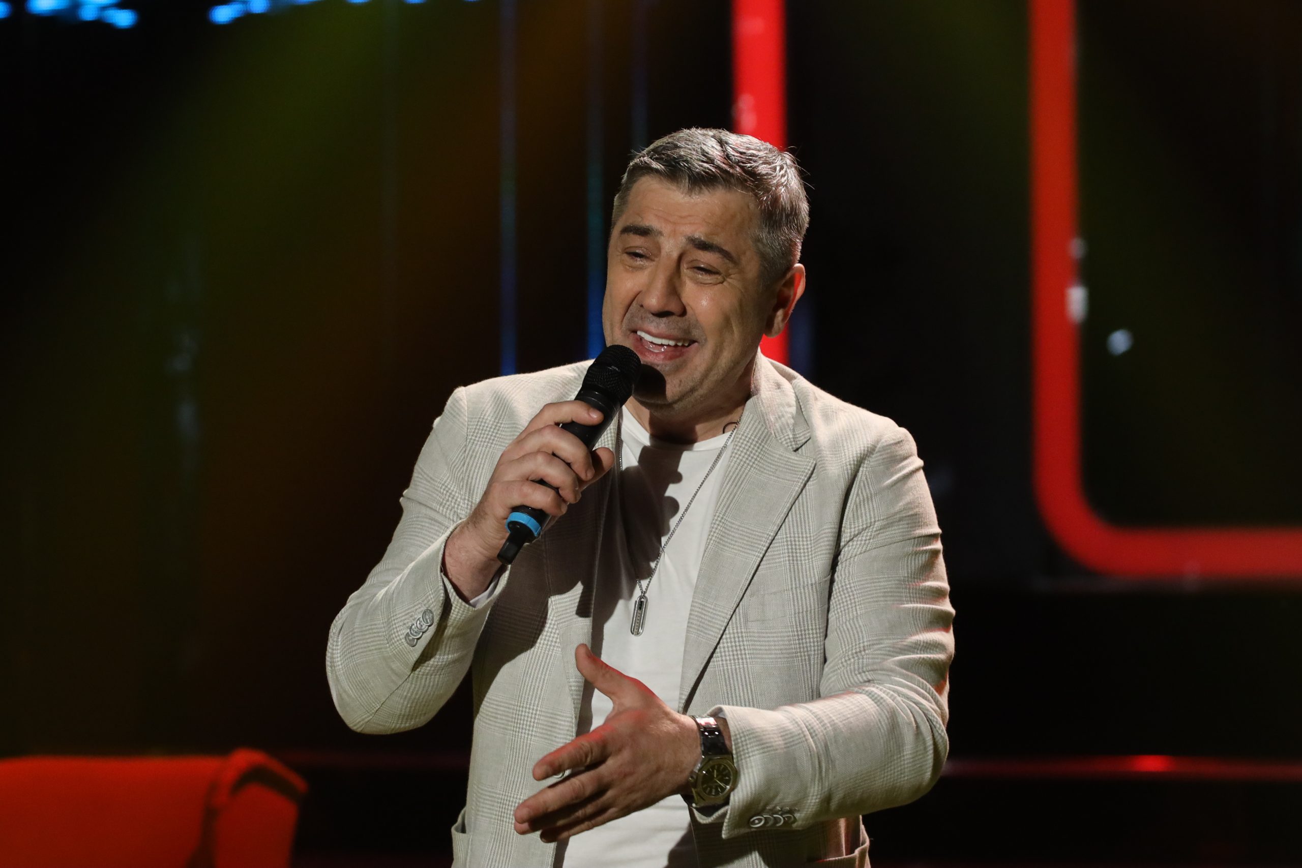 "Pevao sam opasnim momcima u najgore vreme" Jovan Perišić otkrio kakav bakšiš odbija: "Taj cirkus sam dobro upoznao" 6 JOVAN PERISIC GP SNIMANJE 15042024 FOTO MUNJA 29
