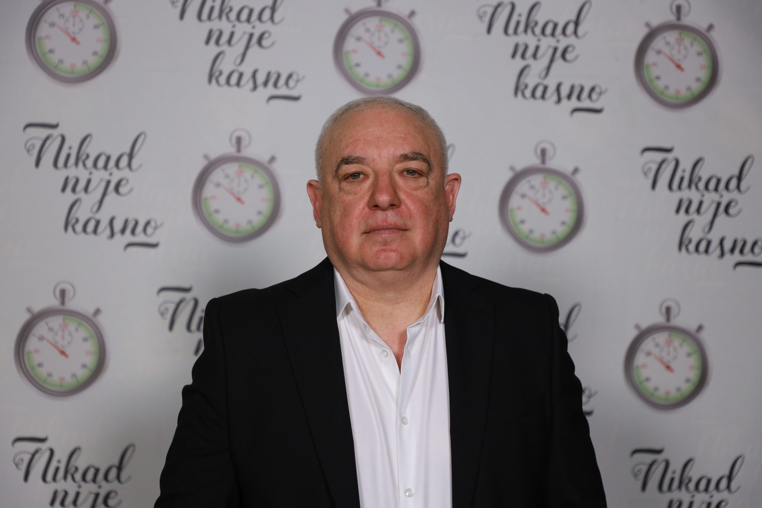 Slaviša Đurić progovorio o pobedi u emisiji "Nikad nije kasno": "Došao sam sa malim očekivanjima, ali..." (VIDEO) 6 SLAVISA DJURIC 57 GOD. ZUBIN POTOK 1