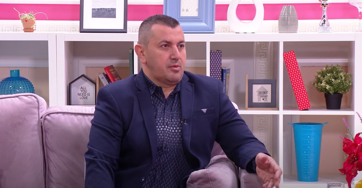 "Fale nam zvezde" Pevač brutalno potkačio mlađe kolege, Aleksandru Prijović izdvojio: "Postavila je domaći zadatak, ona je novi vek" (VIDEO) 6 Untitled 1 43