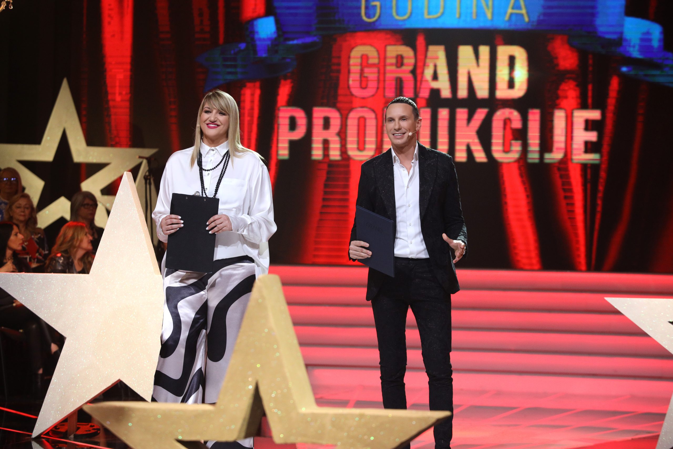 Pevači evocirali uspomene na 25 godina Granda, Željko sa setom govorio, pevačica priznala: "To je bila neka nova Neda" 6 VESNA MILANOVIC I SINISA MEDIC ZGS SNIMANJE 10042024 FOTO MUNJA3 ok