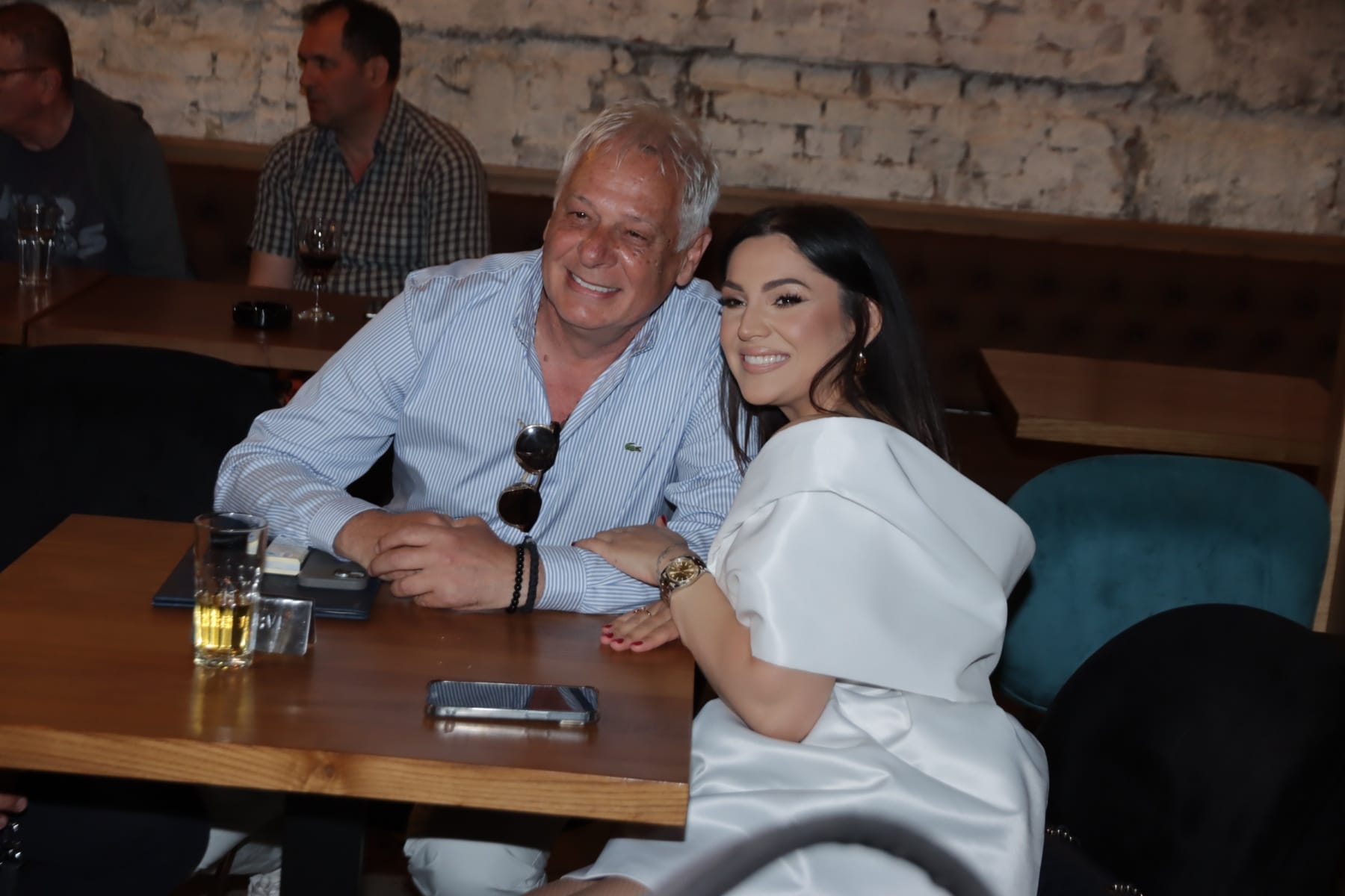 Sija od sreće: Nadica Ademov čeka drugu bebu, u trudnoći sprema novi album (FOTO) 7 WhatsApp Image 2024 04 29 at 15.35.43 1