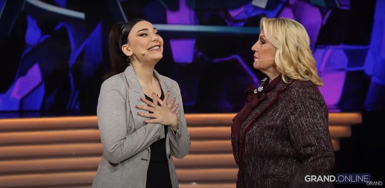Keba doživeo peh zbog Sanje Vučić, ovo se još nikome nije dogodilo u bekstejdžu (VIDEO) 9 bekstejdz 5