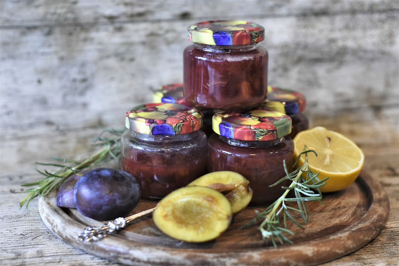 Salčići - starinska poslastica koja se topi u ustima i nema konkurenciju 9 plums 5498947 1280