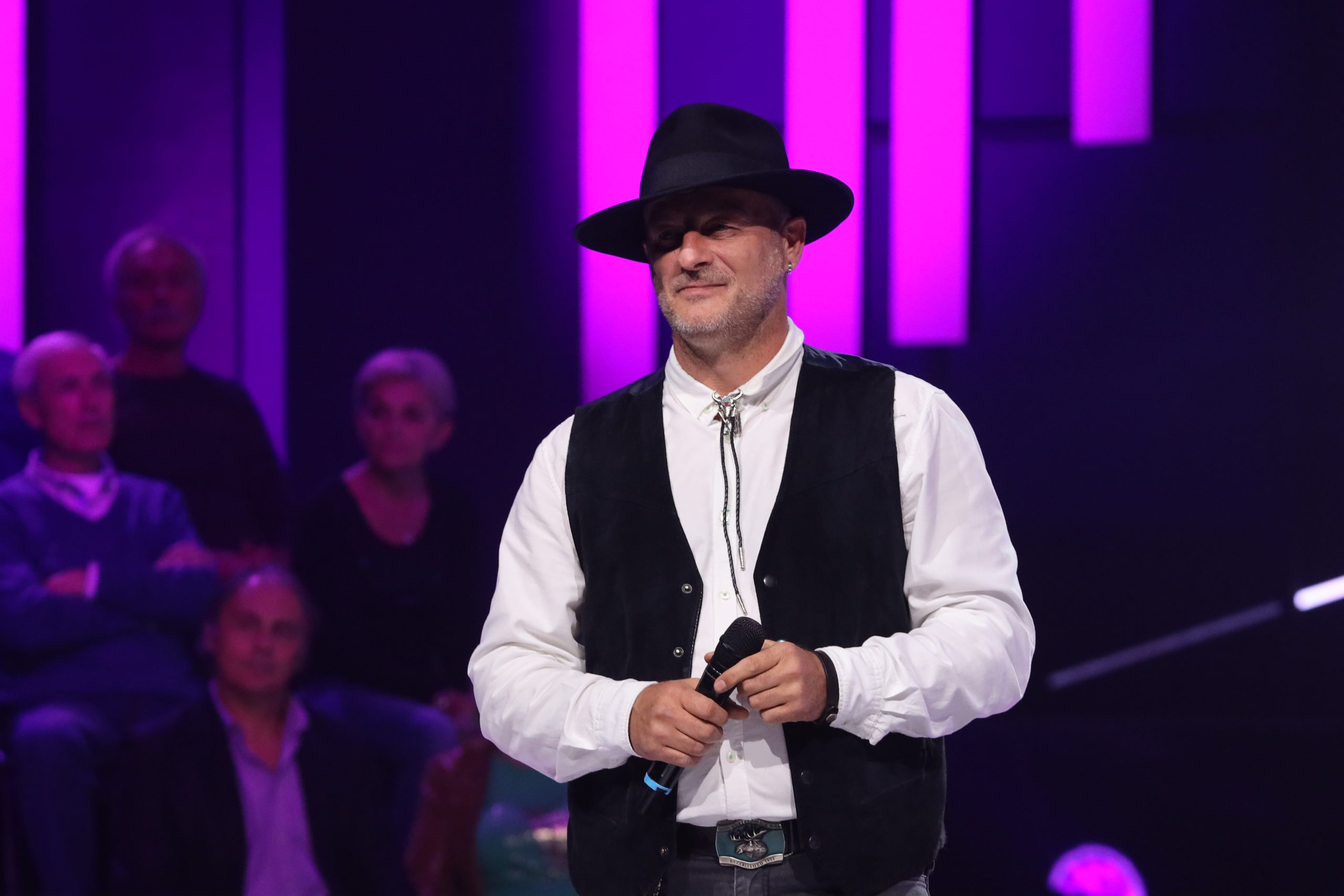 Žika Jakšić zanemeo zbog Petrovog izvođenja: "Zaista sam pod utiskom" 10 dragana katić u žiriju