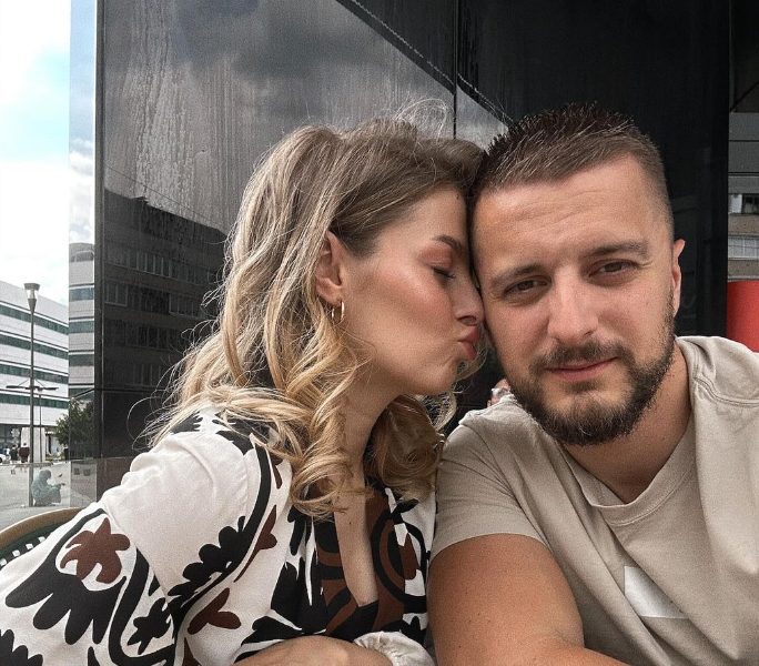 Trudna sestra Džejle Ramović, pevačica puca od sreće 6 Untitled 1 2