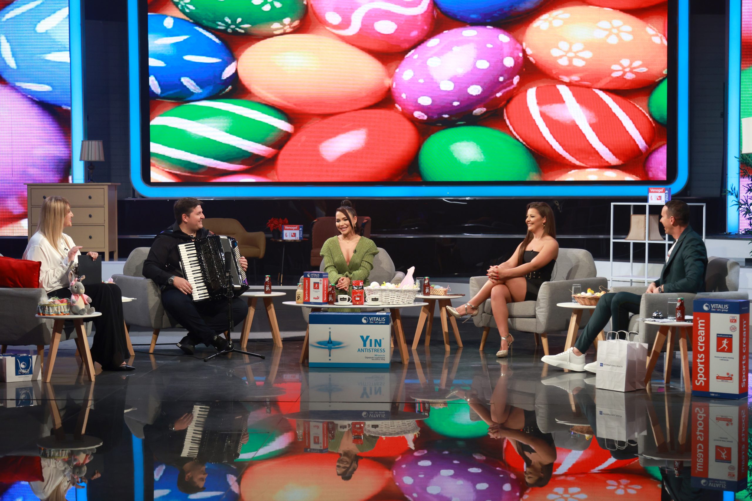 VODITELJI SA GOSTIMA ZGS SNIMANJE 30042024 FOTO FILIP 11 ok