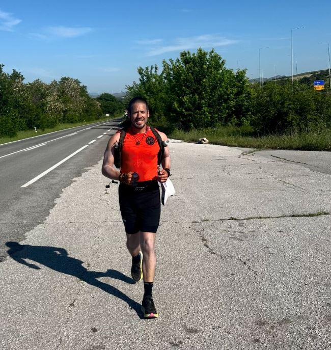 Nikola Rokvić preplavljen emocijama 16.dan hodočašća, javno se obratio supruzi: "Zakleo sam se na večnost" FOTO 6 Nikola Rokvić venčanje