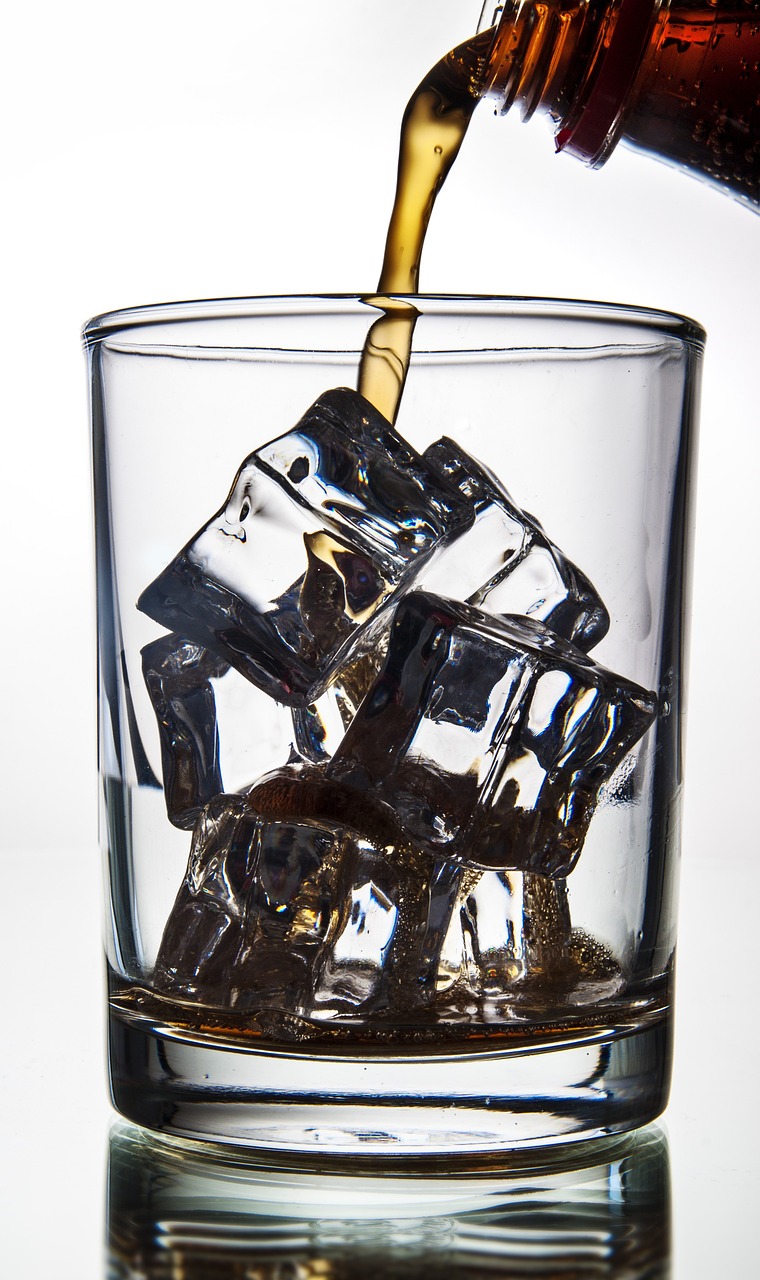 ice cubes 2769457 1280
