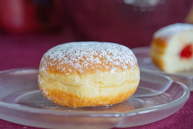 Američke krofne od kiselog testa: Recept iz filmova od kojeg nam uvek pođe voda na usta 6 image 3 13