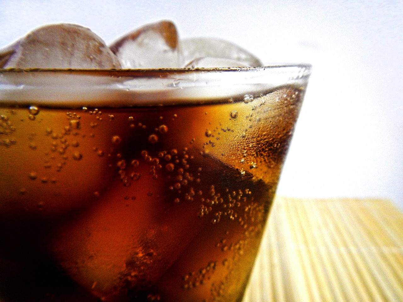 soft drink 2741251 1280