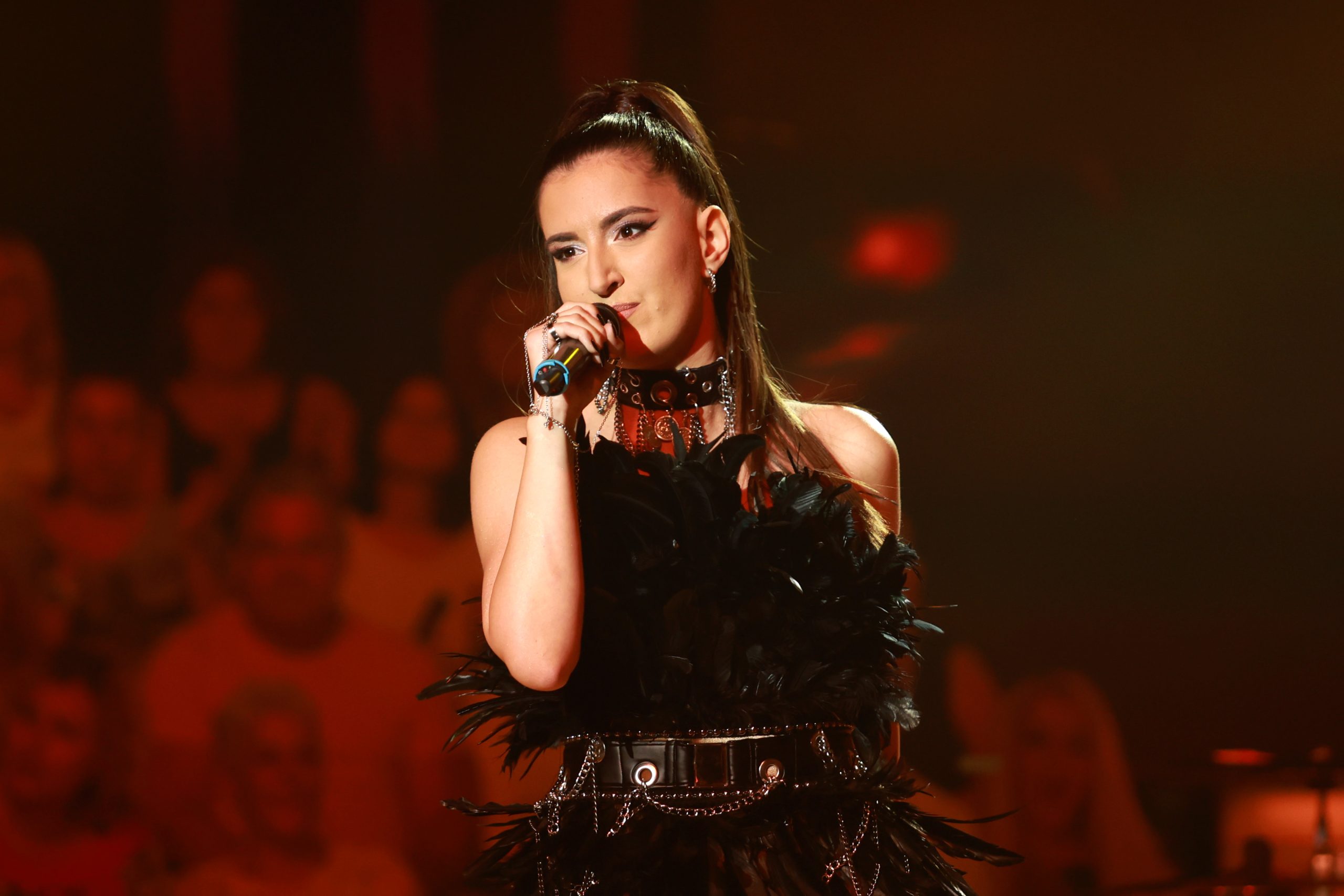 "Želela bih to": Julija Petrović otkrila sa kojim kolegom iz "Zvezda Granda" bi snimila duet 7 JULIJA PETROVIC ZG FOTO FILIP 4 ok