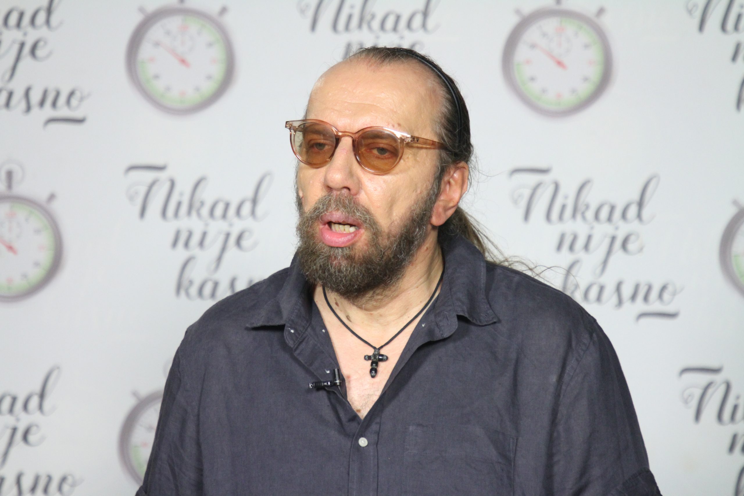 INTERVJU Milan Đurđević kao GOSPODAR SVEMIRA: "Spavali smo u hotelu u kojem je Hemingvej proveo poslednje dane" (VIDEO) 9 MILAN NEVERNE BEBE NNK SNIMANJE 07062024 FOTO MUNJA 6