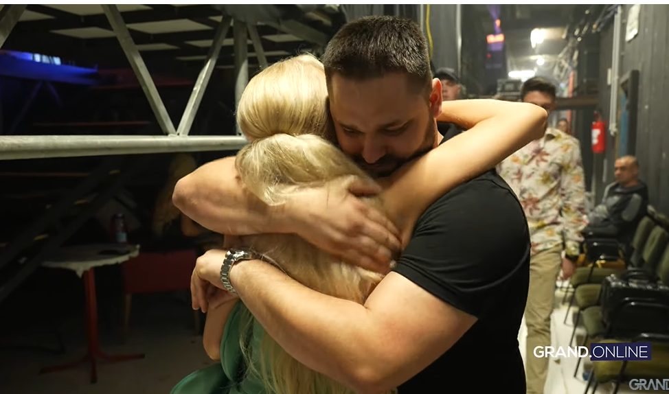 Suze pred finale "Zvezda Granda", Šejla dobila šamar, takmičar provocirao suparnika: Reakcije finalista su neočekivane VIDEO 16 zvezde granda prolaz u finale