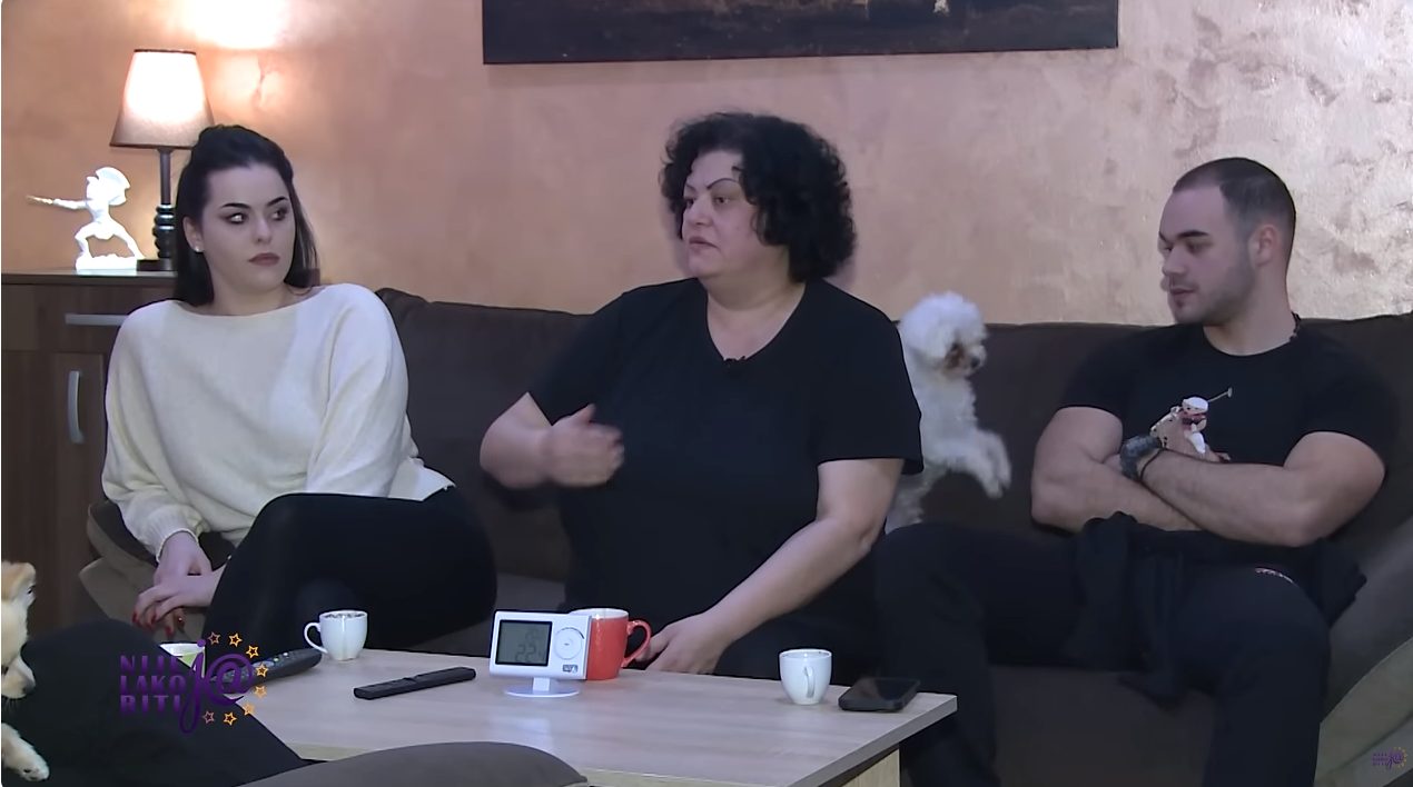 Sve što je zaradila uložila je u renoviranje: Ovako izgleda kuća Bojane Barjaktarević VIDEO 9 bojana barjaktarević kuća u paraćinu