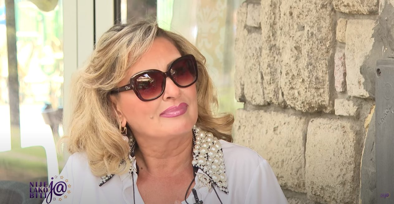 "Nikada me nisu gledali kao nekog ko je uspeo na estradi": Sneki otvorila dušu o porodici i karijeri 5 Untitled 28