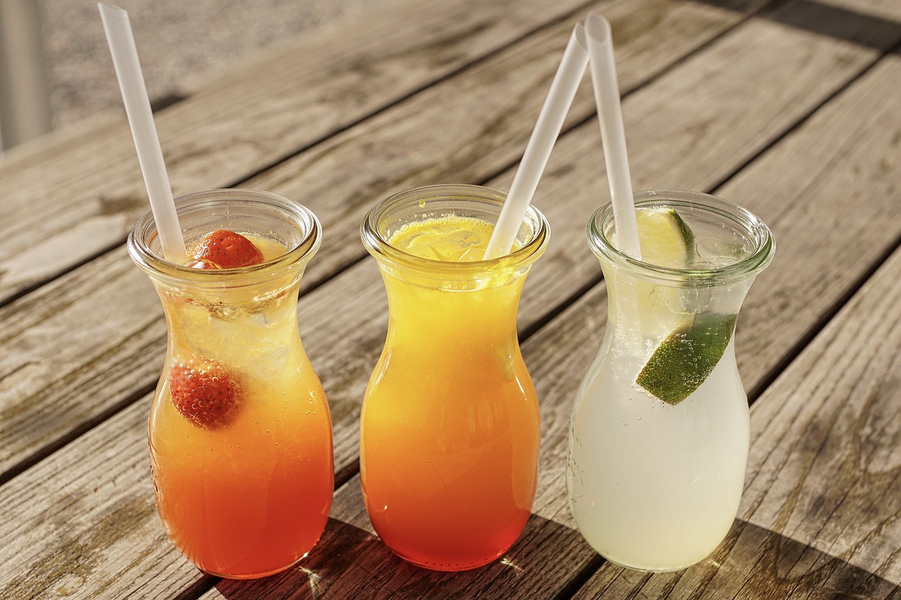 Limunada sa voćem, nepogrešiv izbor za vrele letnje dane 8 drink 3534434 1280