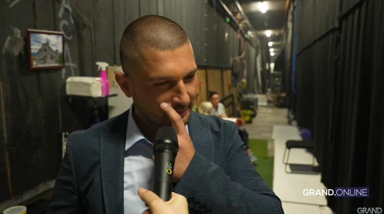 Suze pred finale "Zvezda Granda", Šejla dobila šamar, takmičar provocirao suparnika: Reakcije finalista su neočekivane VIDEO 10 zvezde granda prolaz u finale
