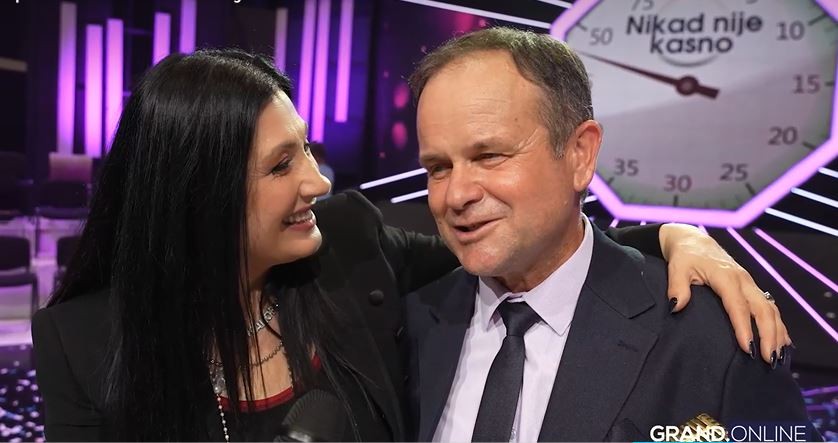 Kaliopi emotivna zbog pobednika NNK: "Usudio se da uradi ono što ja ne bih, drago mi je da je konačno primećen" VIDEO 6 Kaliopi o pobedniku nikad nije kasno