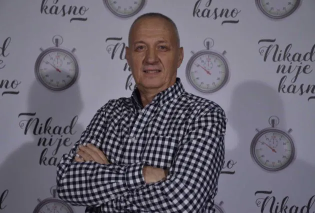 Skroman, a talentovan: Ovo je brat Lepe Brene koji ne živi u Beogradu (VIDEO) 9 22bd2988ea0c79345a8779eb05e240a928ce3321 630x426 1