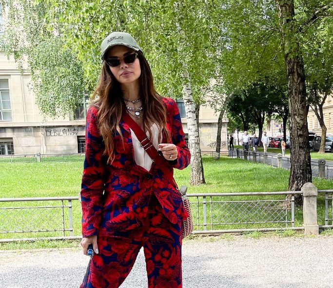 Nikolina Pišek objavila vrele kadrove u provokativnom bikiniju i okrenula leđa kameri: "Da li bi mi mišići bolje stajali?" (VIDEO) 6 Untitled 13