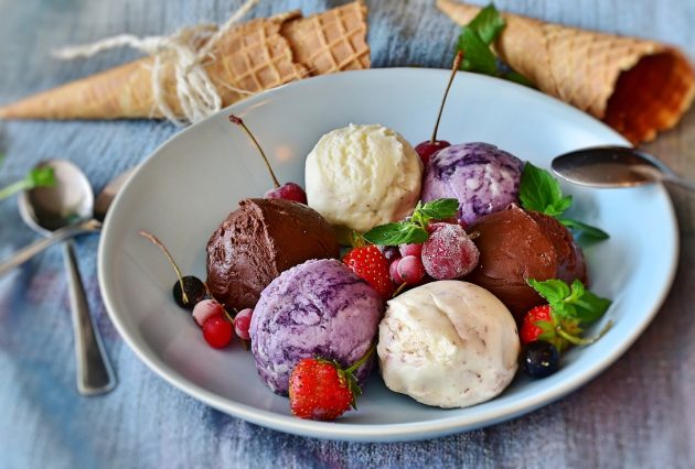 ice cream 3611698 1280