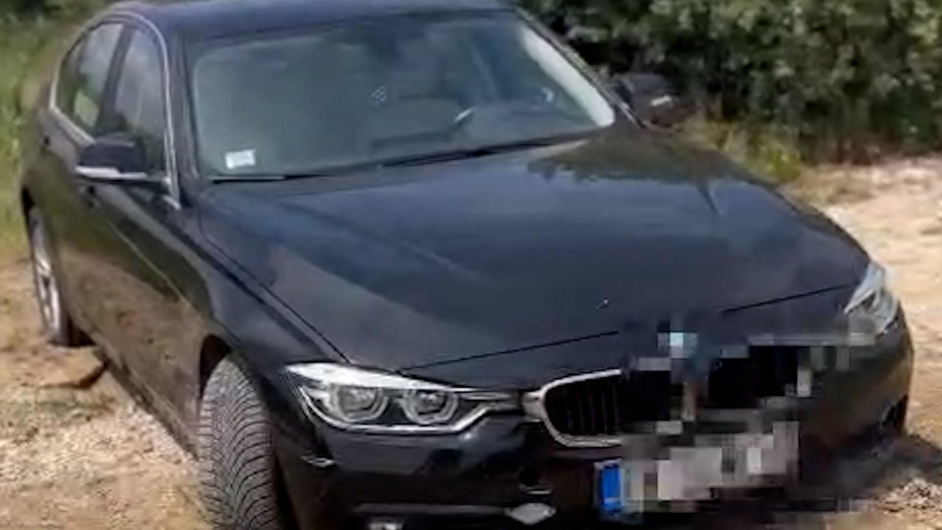 Pevač sleteo sa puta, pa se zaglavio u nedođiji: "Ovo samo meni može da se desi" VIDEO 6 image 20 13
