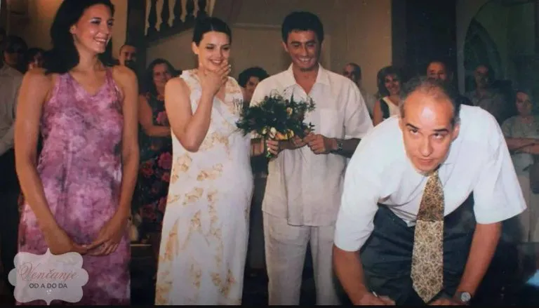 Kako izgleda lepa doktorka koja je zavela Voju Nedeljkovića? FOTO 9 ovo je žena voje nedeljkovića