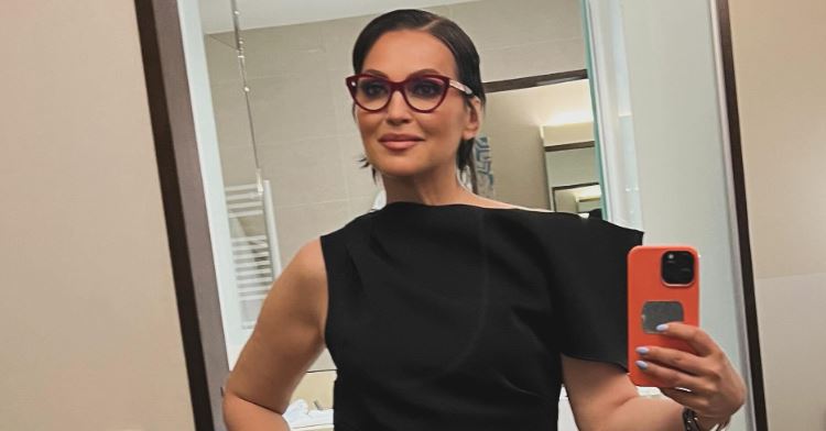 Nina Badrić uživa na luksuznoj jahti: Evo kako se pevačica provodi FOTO 5 nina badrich
