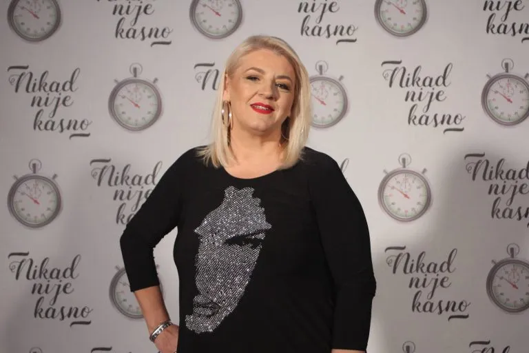 "Nisam digla ruke od sebe", iskrena ispovest pevačice koja je postala majka u 49. godini 6 ljiljana dreković o borbi za potomstvo