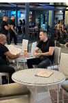 Zvezda Granda je trenutno najtraženiji pevač na primorju, a ponaša se kao sav normalan svet (VIDEO) 2 Hvataj 2