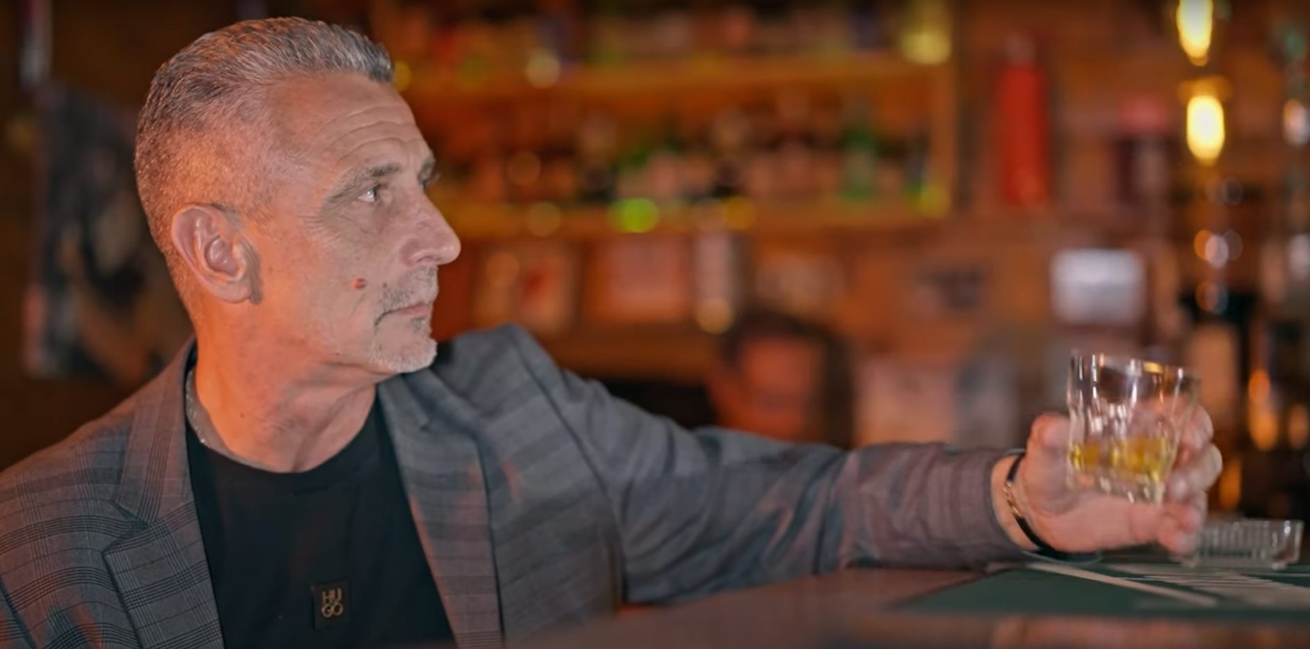 Dejan Borović objavio hit koji osvaja dušu: Od ovih stihova ćete se naježiti, fanovi oduševljeni: "Želimo još ovakvih pesama" VIDEO 6 Untitled 53