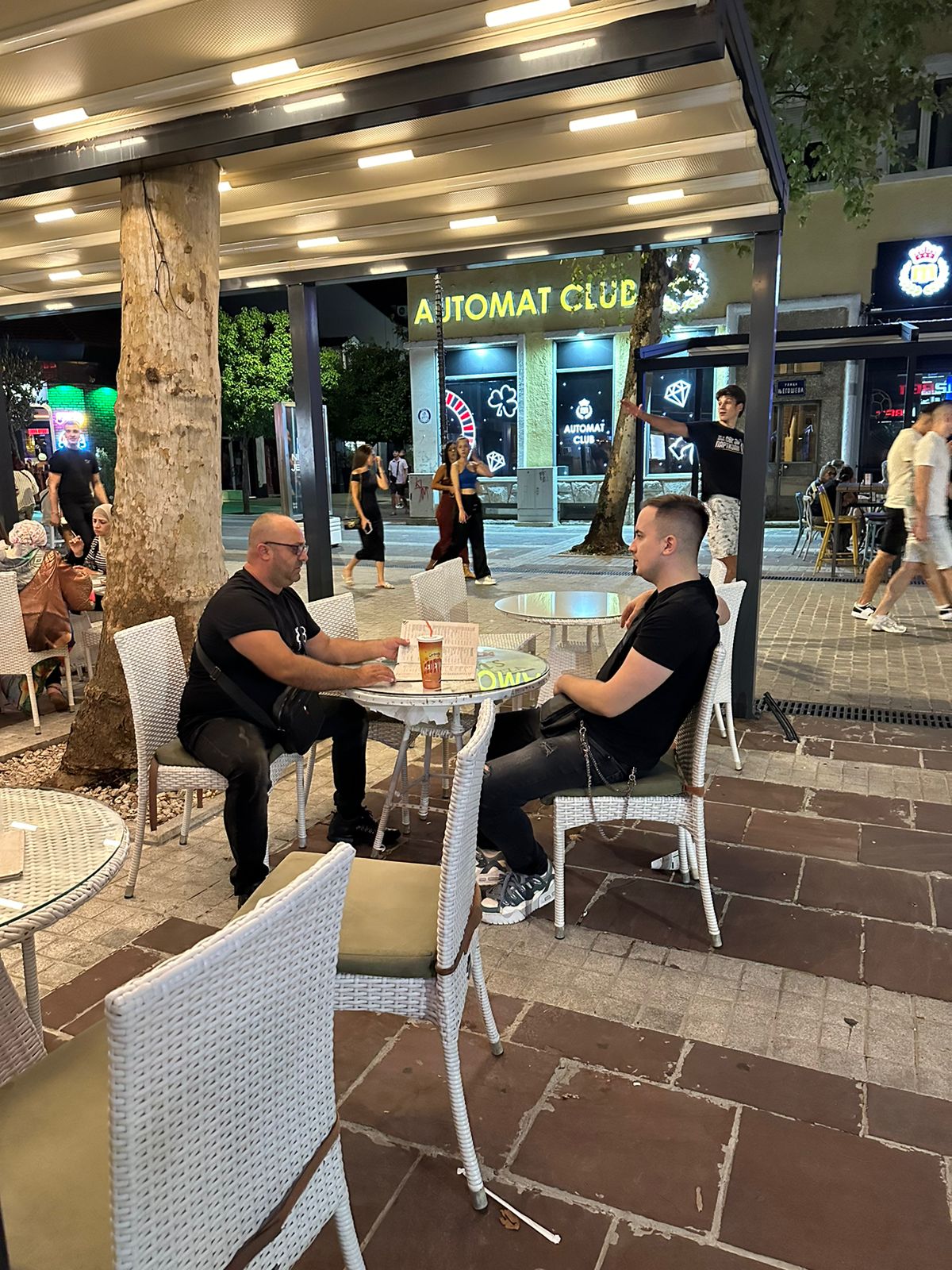 Zvezda Granda je trenutno najtraženiji pevač na primorju, a ponaša se kao sav normalan svet (VIDEO) 6 WhatsApp Image 2024 08 04 at 20.35.56