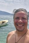 Oliver Kostić spakovao kofere i napustio Srbiju sa suprugom: "Zaljubili smo se" 3 oliver kostic cg