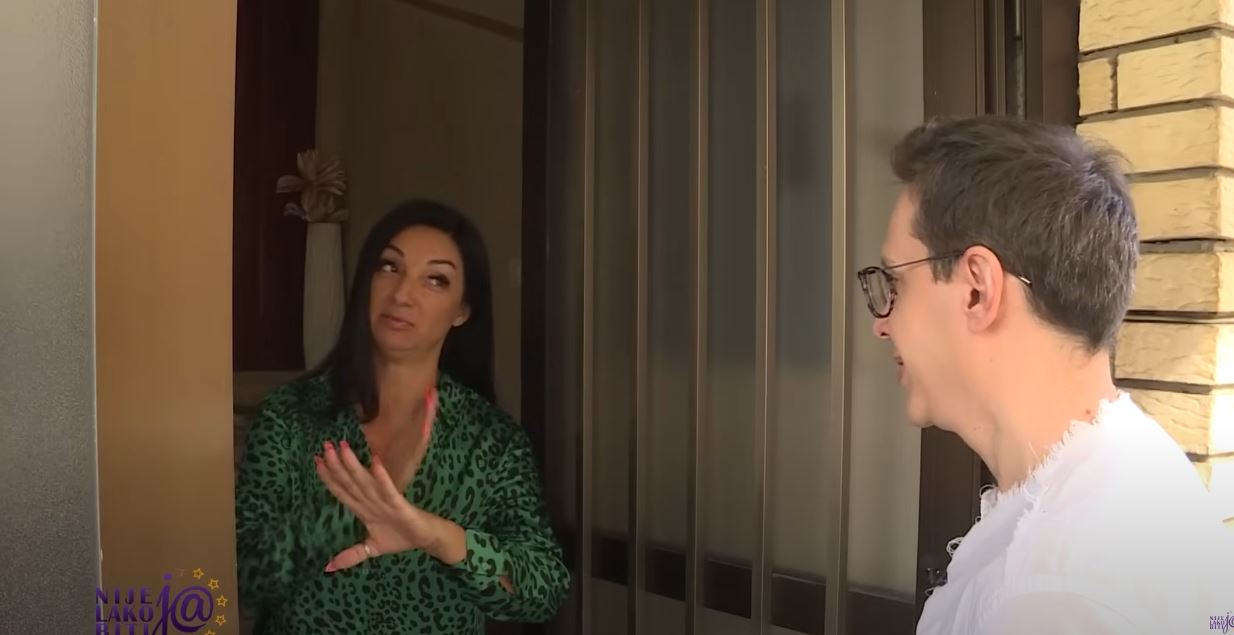 Zvezda Granda živi u vili na 4 sprata, a tek da vidite kako je uređena: Biblioteka i kozmetički salon su samo deo luksuza (VIDEO) 6 oliver mijanović kuća