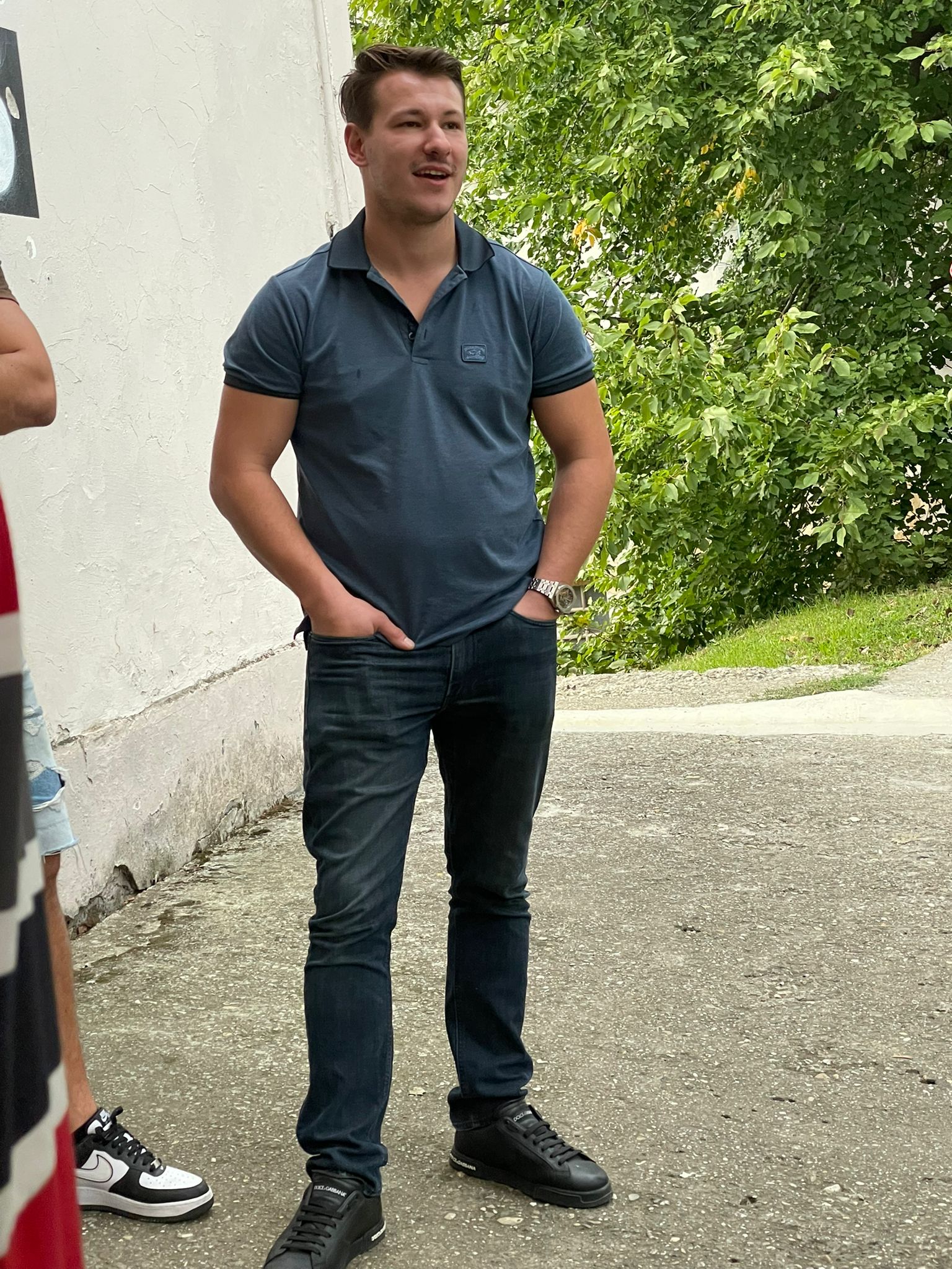 Tanja Savić stigla sa dečkom u Grand, pogledajte šta rade kad misle da ih kamere ne snimaju (VIDEO) 10 dečko tanje savić