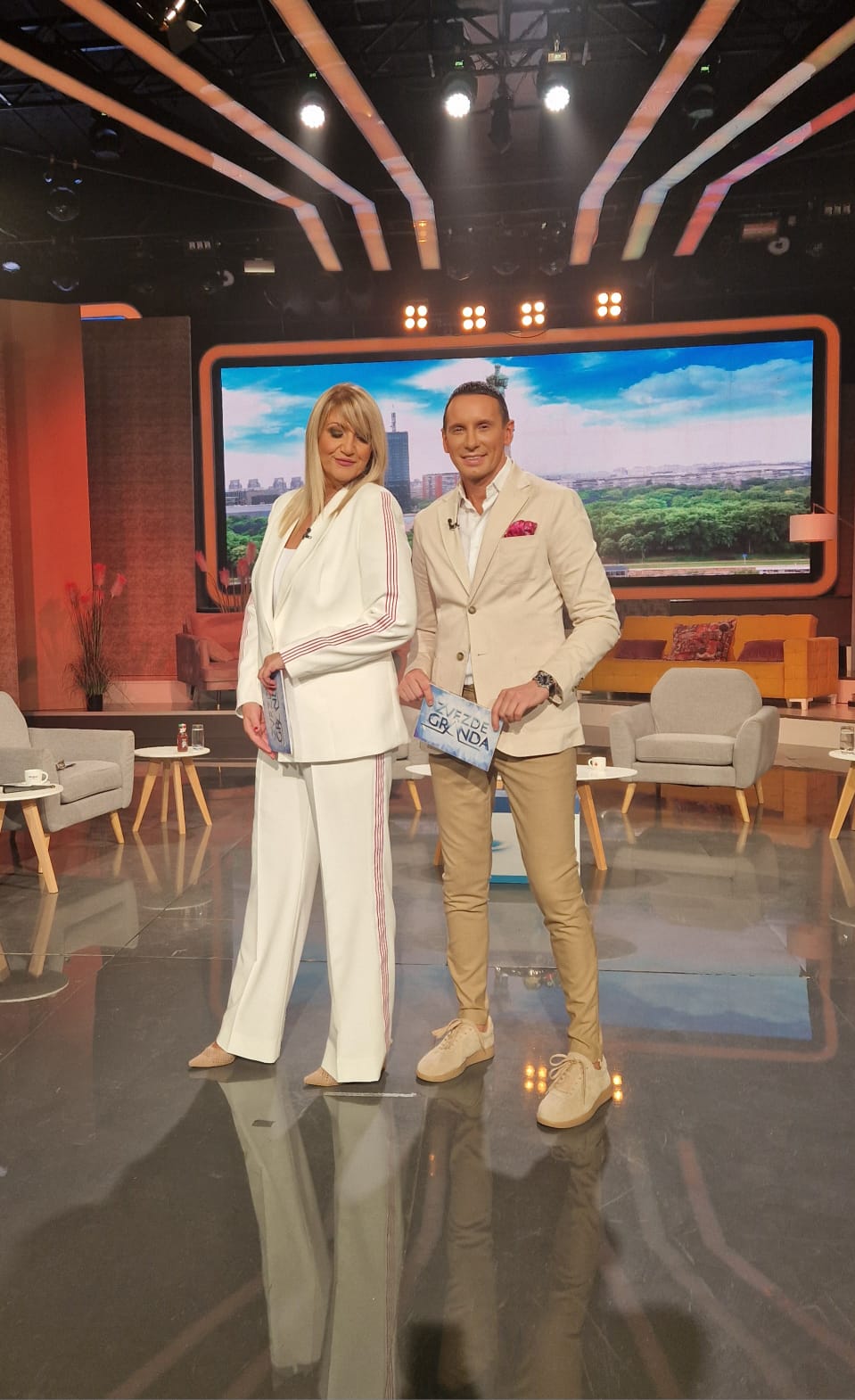 Grandiozan početak nove sezone: Vodimo vas iza kulisa prve emisije "Zvezde Granda Specijal" VIDEO 5 IMG 20240926 WA0027
