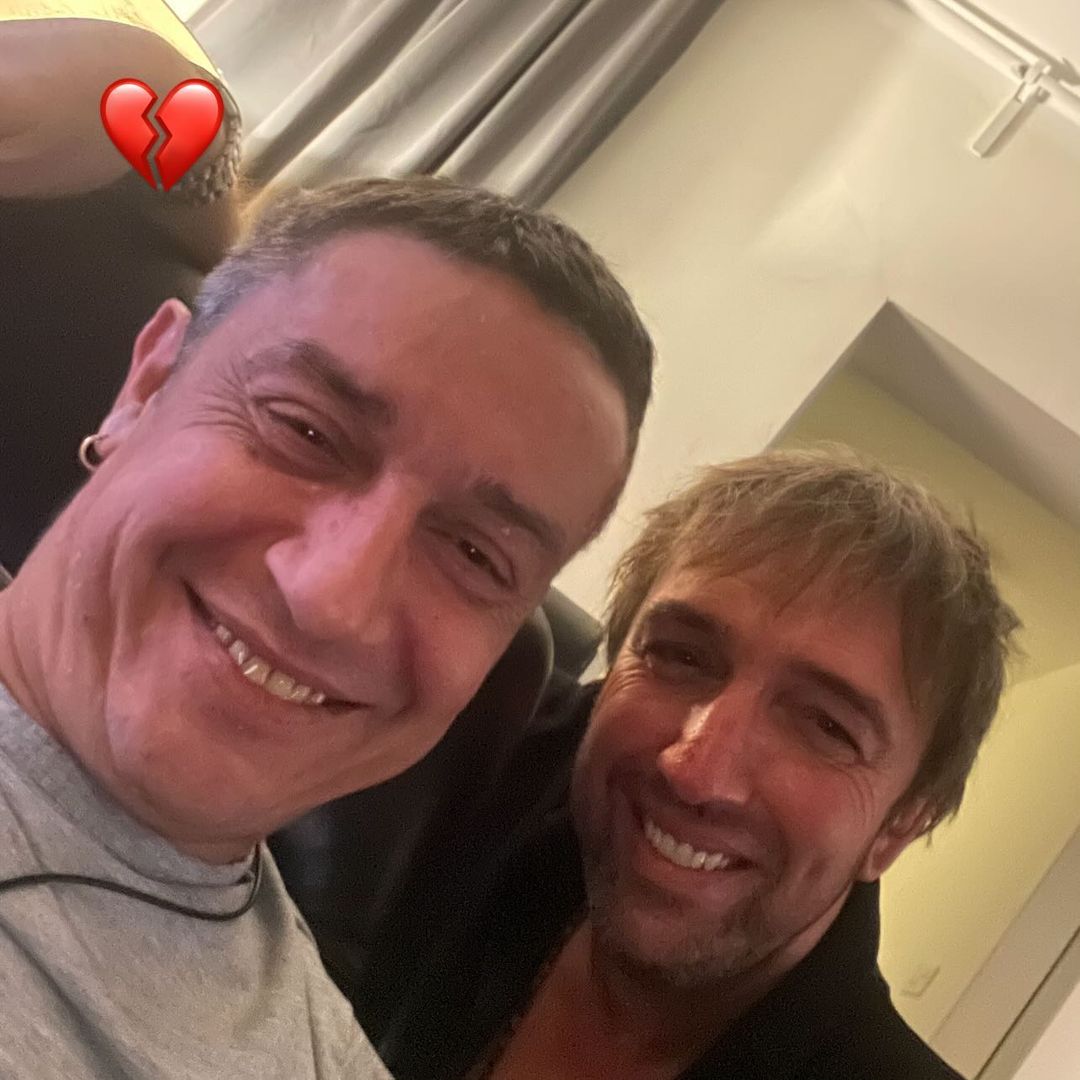 Iznenada preminuo naš poznati muzičar, sarađivao je sa najvećim imenima estrade 6 Napustio nas je Djole moj najblizi saradnik i prijatelj dobar covek legenda. Hvala ti za sve moj Djole