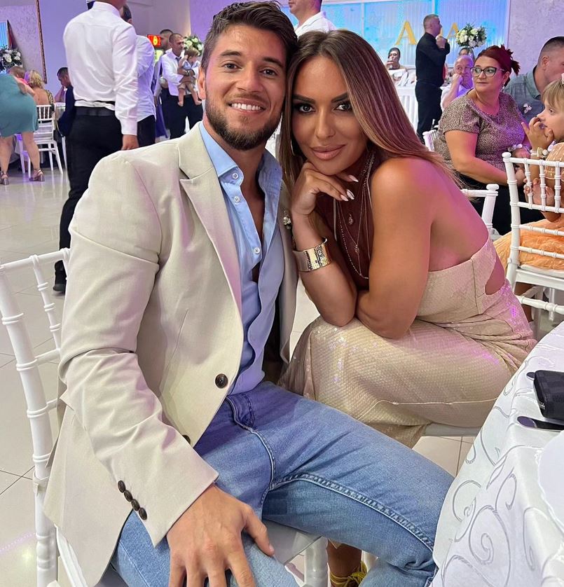 Joca Stefanović pokazao novu devojku, pevač u ljubavi sa koleginicom: Ivana ima dvoje dece iz prvog braka (FOTO) 7 joca stafanocvic devojka