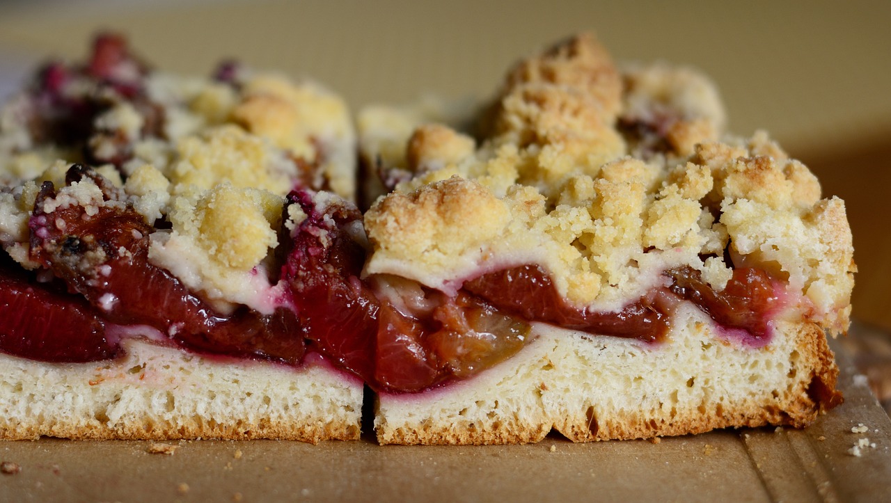 Ubedljivo najsočniji kolač sa šljivama, sa njim nema greške 5 plum cake 7476395 1280