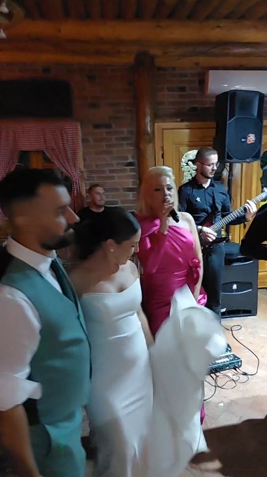 Sabina Kasumović udala ćerku: Pogledajte kako je izgledalo gala slavlje u Tuzli (VIDEO) 5 sabina kasumović udala ćerku