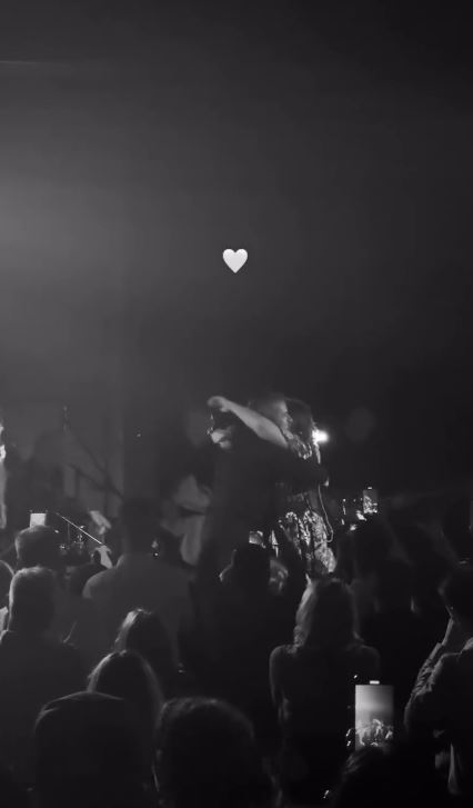 Enes Begović iznenadio Anu Bekutu, pevačica ostala bez reči: "Nikad niko kao ti" VIDEO 7 12 1