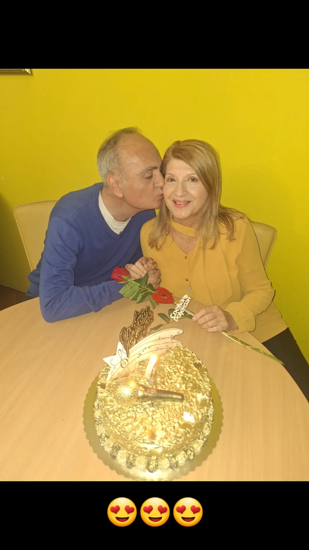 Slavlje u domu Biljane Jevtić i Ace Ilića, ponosni sin Ivan se prvi oglasio (FOTO) 7 463466023 18467041459012350 1257441483261968513 n