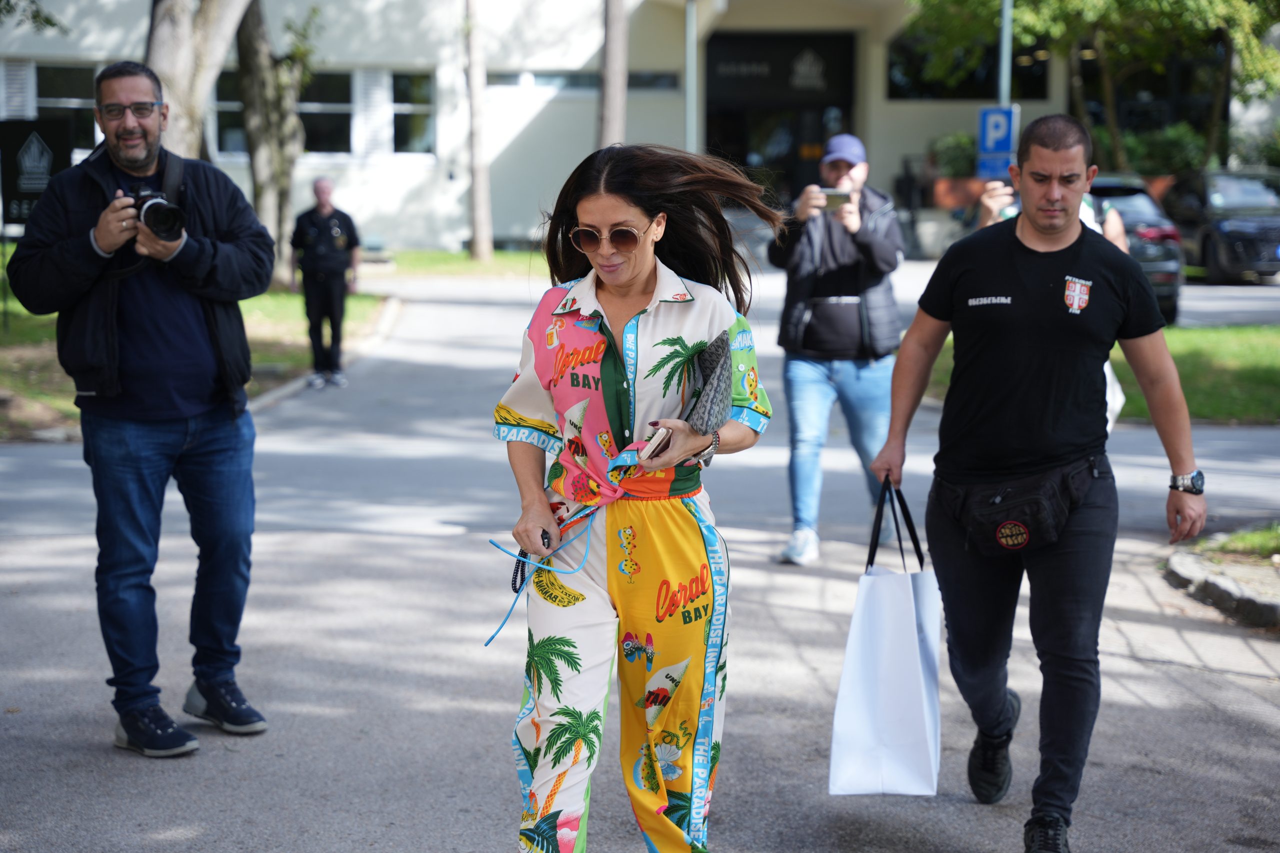 Paparazzo: Ana Sević u nikad zanimljivijoj kombinaciji na snimanju "Zvezda Granda" VIDEO 5 DSC03184