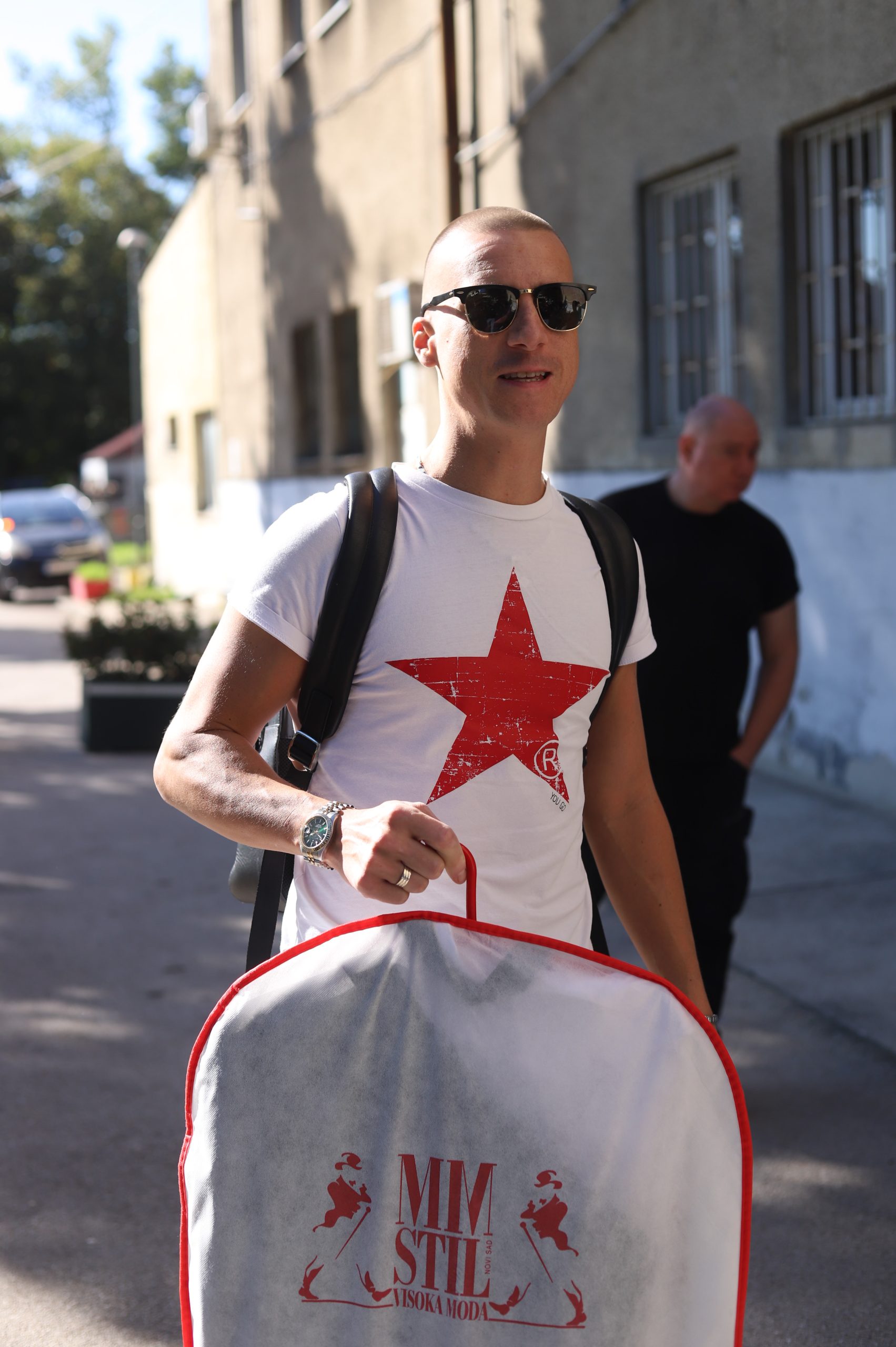 "Kod mene je na sigurnom": Milan Mitrović šokirao novinare na snimanju "Zvezda Granda": "Uskoro ćemo i zakon da menjamo" VIDEO 5 IMG 9083