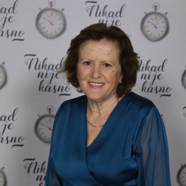 Snežana Radulović 1 SNEZANA RADULOVIC 72 GOD. PETROVAC NA MLAVI 6