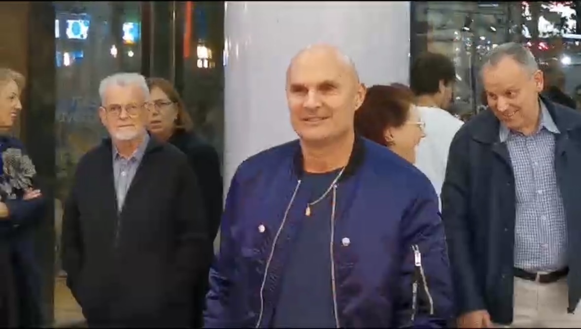 Cela estrada došla da podrži Snežanu Đurišić: Velika imena stigla na koncert, tu su i kolege iz žirija "Zvezda Granda" VIDEO 9 image00006 1